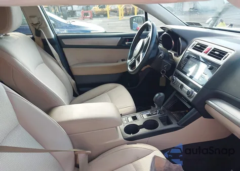 2015 Subaru Outback 2.5I Premium из США, поврежденный, VIN 4S4BSACC4F3213017